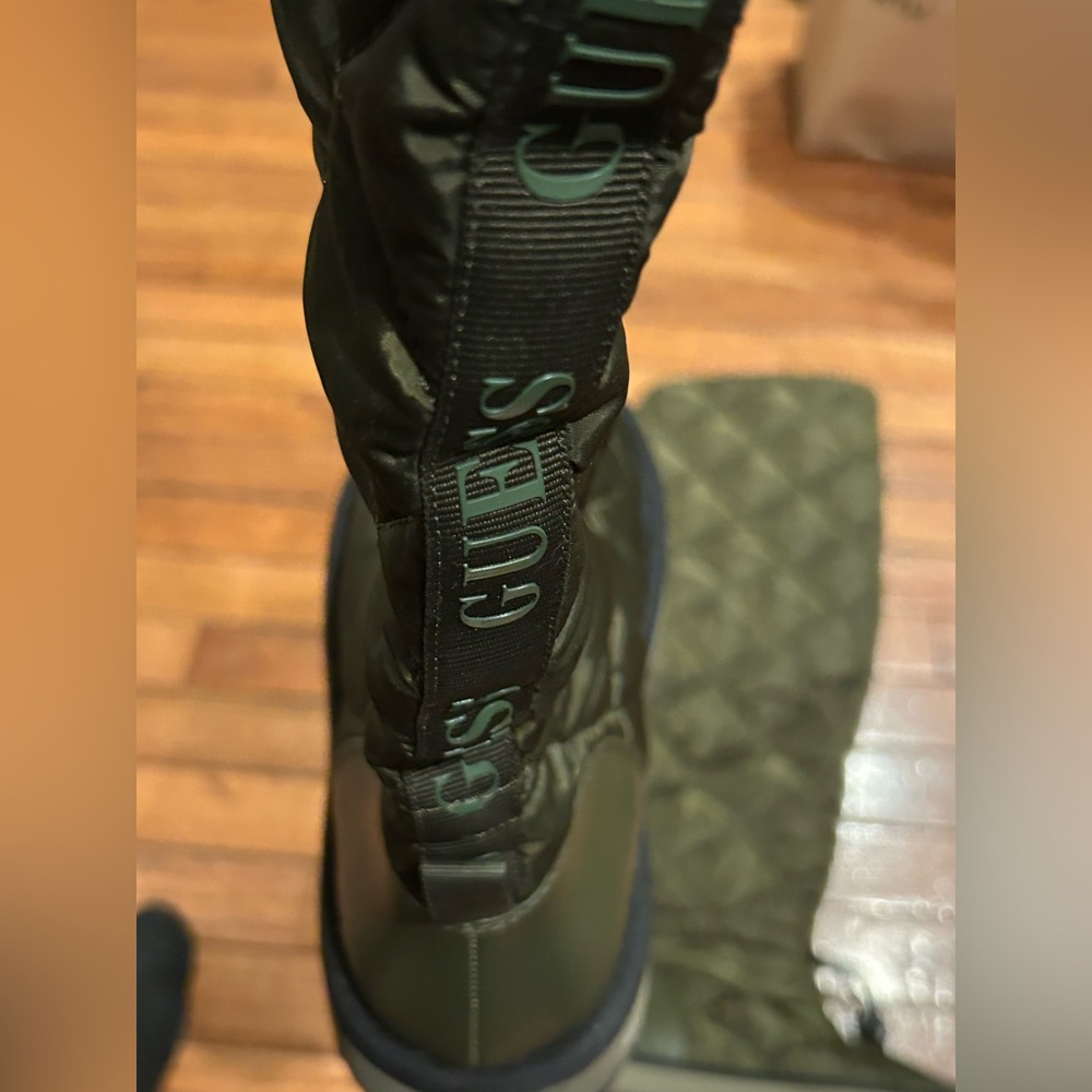 Guess Olive Green Quilted Winter Boots size 7.5 new - Picture 12 of 16